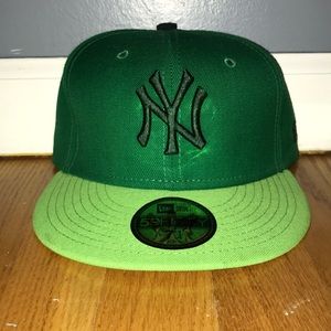New York Yankees Hat *NEVER WORN*